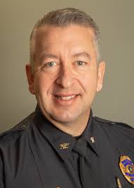 𝐂𝐡𝐢𝐞𝐟 𝐁𝐫𝐚𝐧𝐝𝐨𝐧 𝐁𝐞𝐫𝐫𝐲𝐡𝐢𝐥𝐥 𝐚𝐧𝐧𝐨𝐮𝐧𝐜𝐞𝐬  𝐫𝐞𝐭𝐢𝐫𝐞𝐦𝐞𝐧𝐭 Broken Arrow Police Chief Brandon Berryhill announced  his retirement today after 32 years of law enforcement service, 30 with the  City of Broken Arrow. Chief Berryhill ...