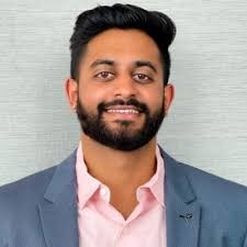 Go Blue! Excited kick off my MBA at the University of Michigan