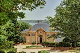 2933 Pointe Drive Beautiful European Luxury On Lake Lanier Real Estate Real Estate Agent Lake