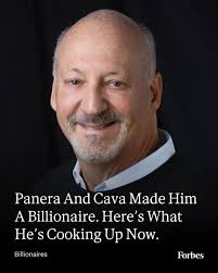 In 1981, Ron Shaich bought a majority stake in a small, three-location  bakery cafe chain named Au Bon Pain. Twelve years later, he merged it with  a slightly larger (20-store) chain called