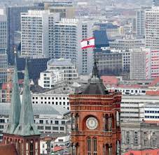 Mietendeckel ist die umgangssprachliche bezeichnung für das vom abgeordnetenhaus von berlin am 30. Berlin Mietendeckel Muss Vors Verfassungsgericht Welt