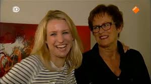 Als een deel van een tekst, een afbeelding of ander werk onder het citaatrech. Dionne Stax Dionne Stax Gast In Geloof En Een Hoop Liefde Vanuit Het Land Van Cuijk Boxmeer Samen Met Haar Vriendinnen En Moeder