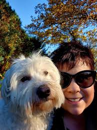 Emmi testet gerade ihre neues Schlaf Domizil