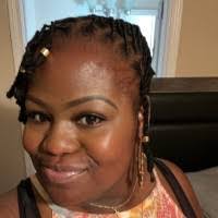 Victoria Dingle's Instagram, Twitter & Facebook