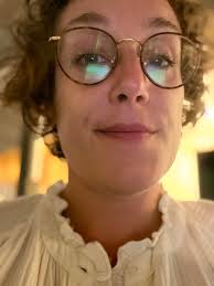 Hello is there anyone in Istanbul this weekend? I was supposed to be seeing  my boyfriend but he has had to go home for a family emergency,English  travellers please.