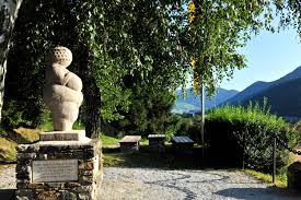 Venus von willendorf, venus of willendorf, replika replica. Venus Von Willendorf Venusium Museum Outdooractive Com