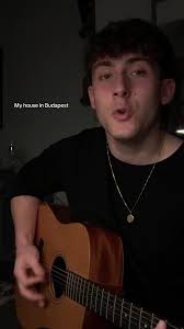 George Ezra Guy Singing