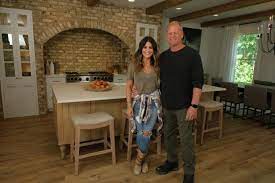 (90cm) wide and 75 lbs. Alison Victoria And Mike Holmes House Rock The Block Hgtv