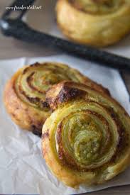 Blatterteig Schnecken Gefullt Mit Pesto Und Parmesan Snacks Fur Party Fingerfood Rezepte Und Rezepte