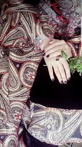 pin by ana الـرمـانـه on صنعانية يمنيه yemen women yemeni traditional dress cool girl pictures
