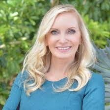 Lina Awadallah's Instagram, Twitter & Facebook