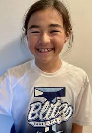 Keira Burke's Instagram, Twitter & Facebook