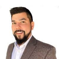 Scott Deaton's Instagram, Twitter & Facebook