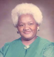 Mary Riggins's Instagram, Twitter & Facebook