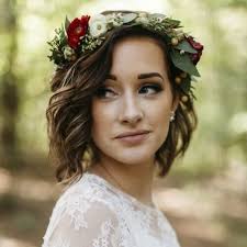 Latest alternatives about hairstyles for short wavy hair… you can also add some flowers to your hair to make your wedding look even more stylish. 50 Superb Wedding Looks To Try If You Have Short Hair Hair Motive