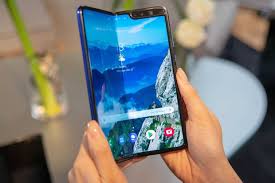 We'll help you decide if one of the models on our list seems like a great purchase. Samsung S 2 000 Galaxy Fold Phones Break For Reviewers Wsj
