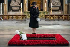 Order freshest flowers for your wedding directly from growers! Emily Andrews On Twitter Video During The Personal And Private Service The Queen S Piper Played A Lament Flowers Of The Forest After The Dean Of Wabbey Had Conducted A Short Service Amp