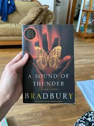 A Sound of Thunder and Other Stories by Ray Bradbury, Paperback | Pangobooks