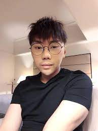 Dalam mata batin dan penerawangan saya, yang nanti menang. Wajahnya Dianggap Aneh Roy Kiyoshi Tutup Kolom Komentar Di Medsos Showbiz Liputan6 Com