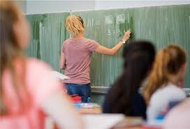 Am montag erst waren die grundschüler in niedersachsen nach einer woche des lernens zu hause in geteilten. Corona An Schulen In Niedersachsen So Sehen Die Fallzahlen Aus