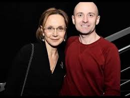 See more of ирина купченко on facebook. 70 Letnyaya Aktrisa Irina Kupchenko Na Premere Novogo Filma Zatmila Svoej Krasotoj Strojnyh Modelej Youtube