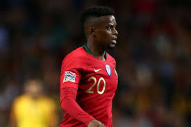 Semedo nació el 16 de noviembre de 1993, mide 1,77 metros de altura y pesa 67 kg. Barcelona S Semedo Taken Off For Portugal With Suspected Ankle Injury Goal Com