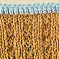 De rand haakte ik iets breder. Gehakelte Rander Bei Strickarbeiten Aus Festen Und Halben Maschen