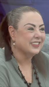 ¡Julio le canta a la maestra Lula!