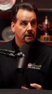 Stephen Brunt is back with a limited edition podcast series called Up  Close. Over 6-episodes, Stephen will introduce you to people from the world  of sports who really have something to say!