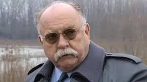 To get things done": The postmaster general scene is a reference to Wilfred  Brimley's role in The Firm starring Tom Cruise. : r/seinfeld