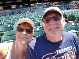 Introducing my wife, sports commentary expert