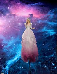How Kate Miller Heidke Achieved Gravity Defying Eurovision Performance Eurovision Eurovision Song Contest Eurovision Party