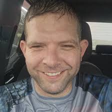 Dealing with suspicious individuals at music festivals near the front stage