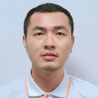 Vinh Hua's Instagram, Twitter & Facebook