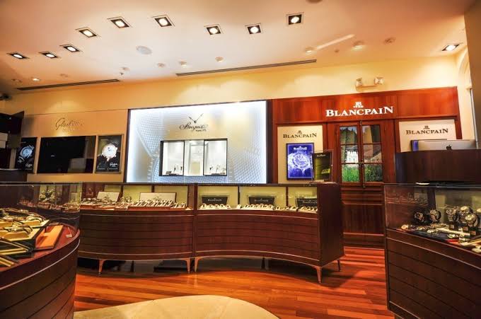 EXQUISITE TIMEPIECES - SHOP
