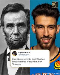 Can't unsee it now 😂 (H/T @mdotbrown)