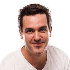 Etta Forti's Instagram, Facebook & TikTok