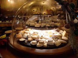 La cloche a fromage, strasbourg: La Cloche A Fromage Le Temple De La Raclette A Strasbourg Miss Elka