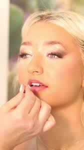 @addi shaw little details from Taylors wedding