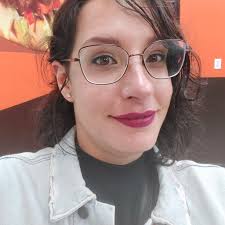 Which fruit can i mix with while blending an aple,i tried blending plain  aple and the results were not god.