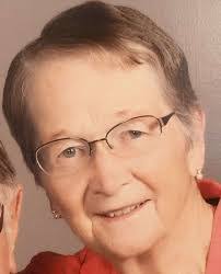 Alice Tedrow's Instagram, Twitter & Facebook