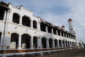 Sejarah berdirinya bangunan lawang sewu. Eksotisme Gedung Tua Lawang Sewu Balai Pelestarian Cagar Budaya Jawa Tengah