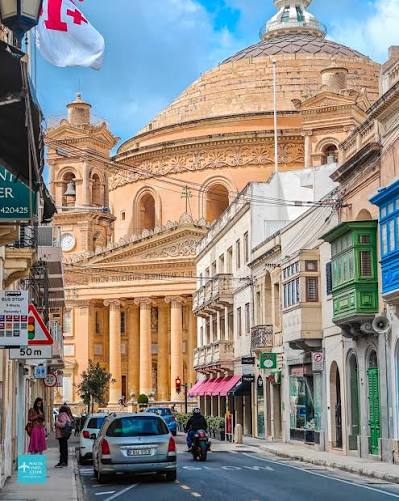Mosta is more than just its famous dome. Walk around the streets nearby and  you'll find so much local character. 🇲🇹 #Mosta #MostaDome #Malta  #ExploreMalta #MaltaInfoGuide