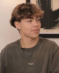 Malachi Austin's Instagram, Twitter & Facebook