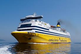 Corsica Ferries Maintient Une Activite Pour Approvisionner La Corse Dr Corsica Bonifacio Corse Corse