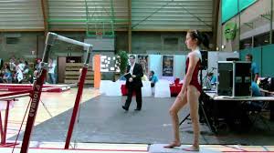 Olympisch goud is haar ultieme ambitie. Nina Derwael Brug Gymnova Cup 2011 Youtube
