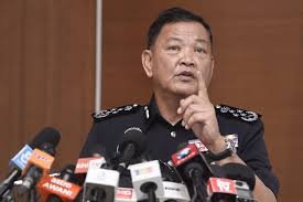 Maybe you would like to learn more about one of these? Macau Scam Judi Dalam Talian Kertas Siasatan Babit Pegawai Anggota Polis Dibuka Selangorkini
