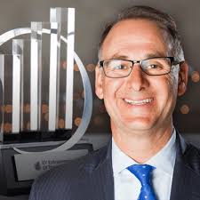 Andrew Limouris '94 wins Entrepreneur of the Year honor