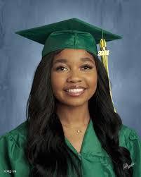 Chelsea Brunson's Instagram, Twitter & Facebook