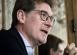 Dans la bibliothèque des politiques